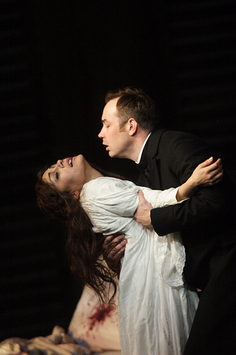 Când moare Violetta