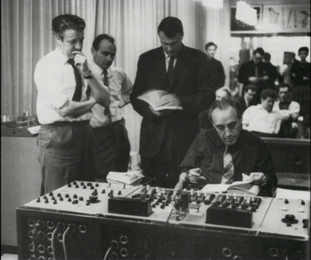 În studioul de înregistrări