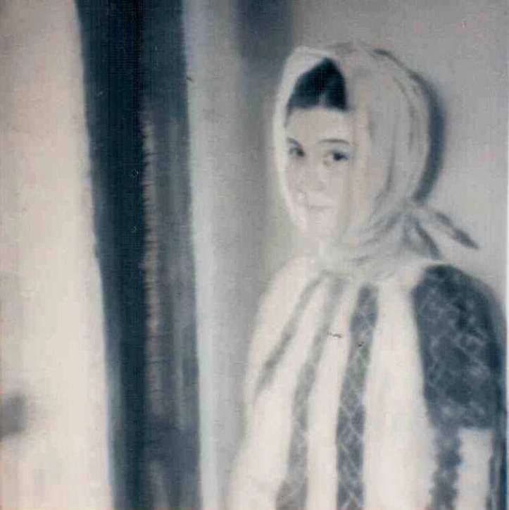 Loulou Picasso: Ie românească - ulei pe pânză. Modelul este Alina Botez