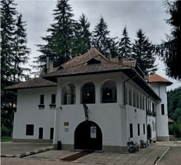 Vila Luminiș, casa din stațiunea montană Sinaia pe care Enescu a construit-o în 1920 și unde a compus mare parte din opera Œdipe.